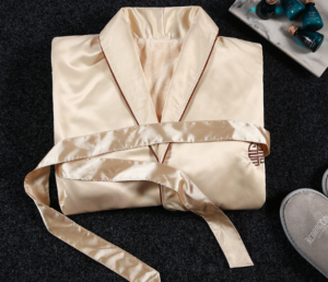 Water absorbent waffle bathrobe