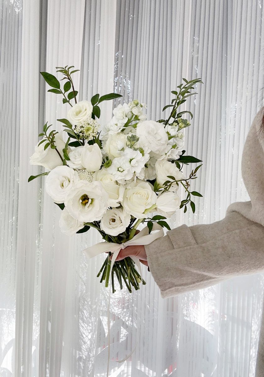 Bridal Bouquet WB009 – image 3