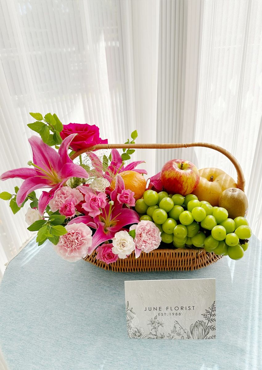 Fruit Hampers – corporate flower delivery Singapore