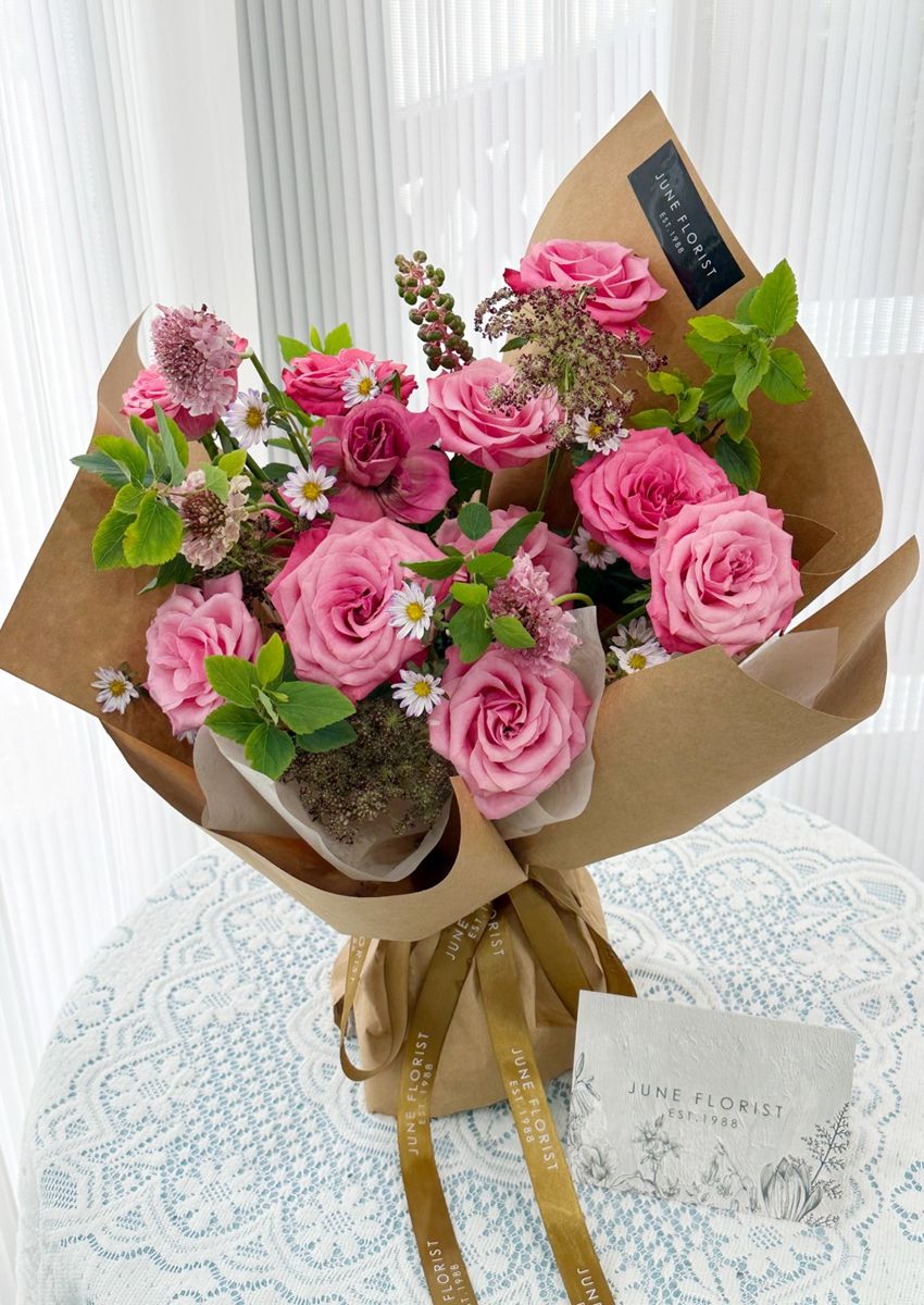 Flower Bouquet (Pink Rose) 014 – Hand Bouquets