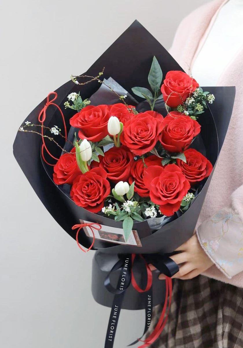 Red Rose Bouquet (Red Rose & Tulip) 054 – image 2