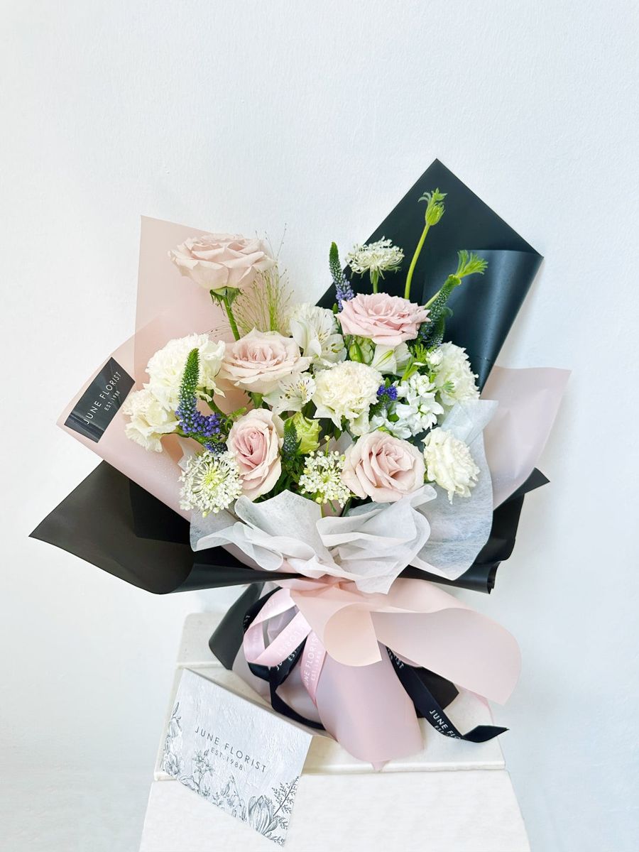 Flower Bouquet 056 – Hand Bouquets