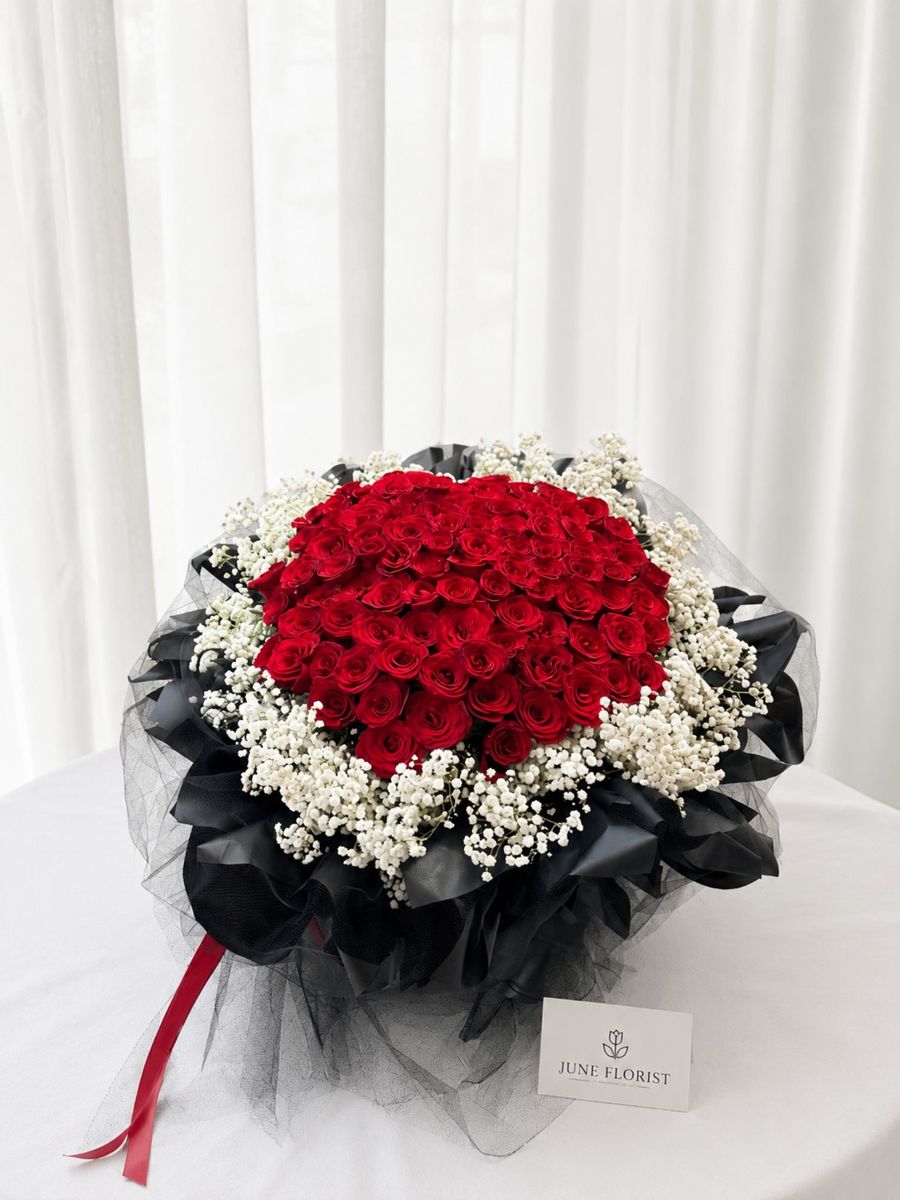99 Roses Bouquet – Hand Bouquets