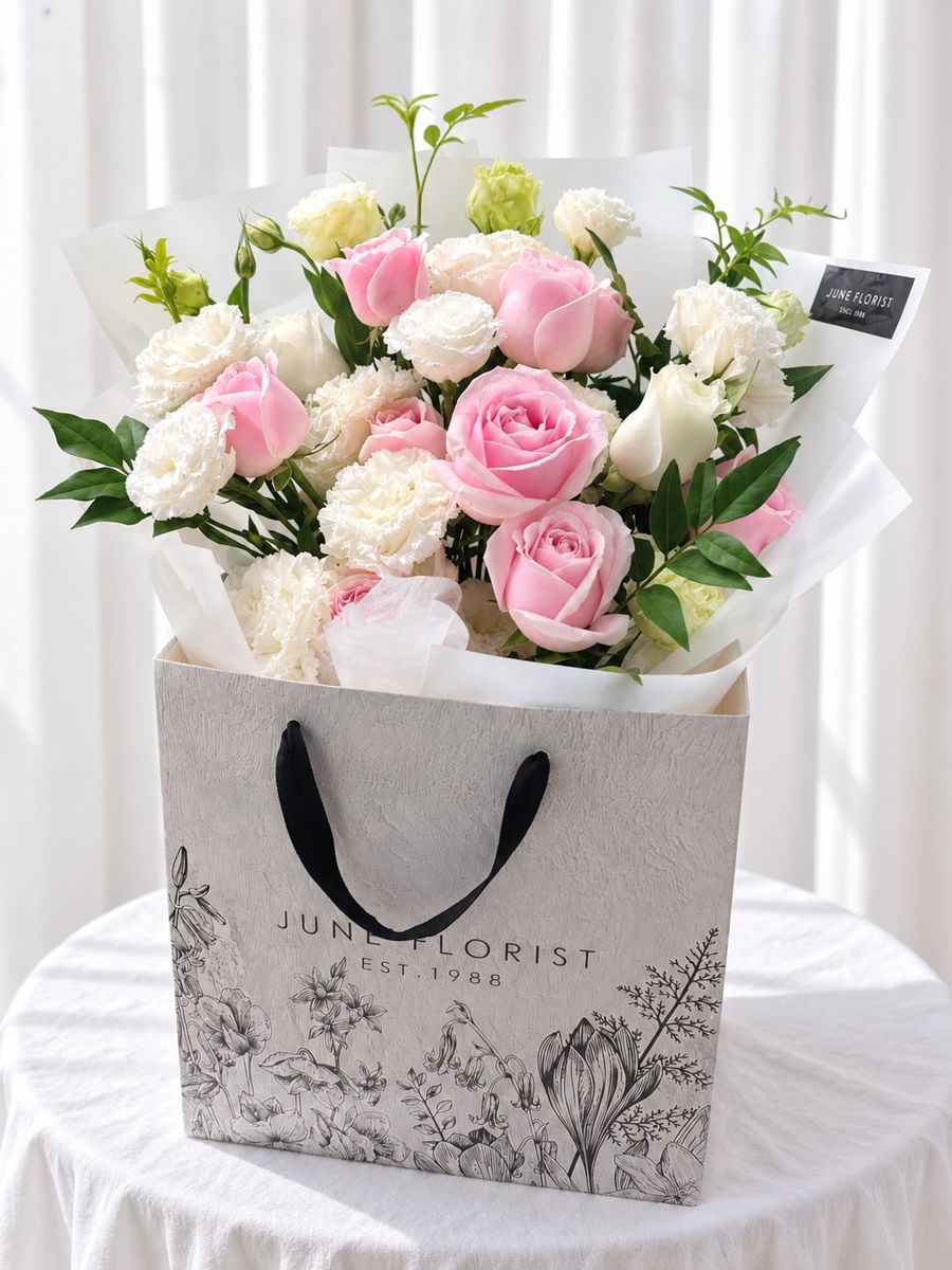 Pink Whisper – Pink Rose & White Flower Bouquet Singapore – image 2