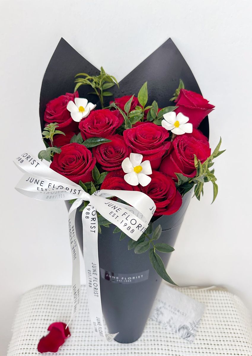 Valentine’s Love In Bloom – image 3