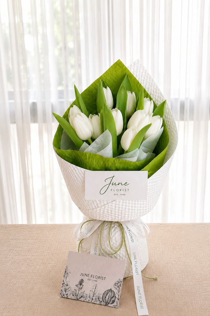 White Tulip Bouquet – Hand Bouquets