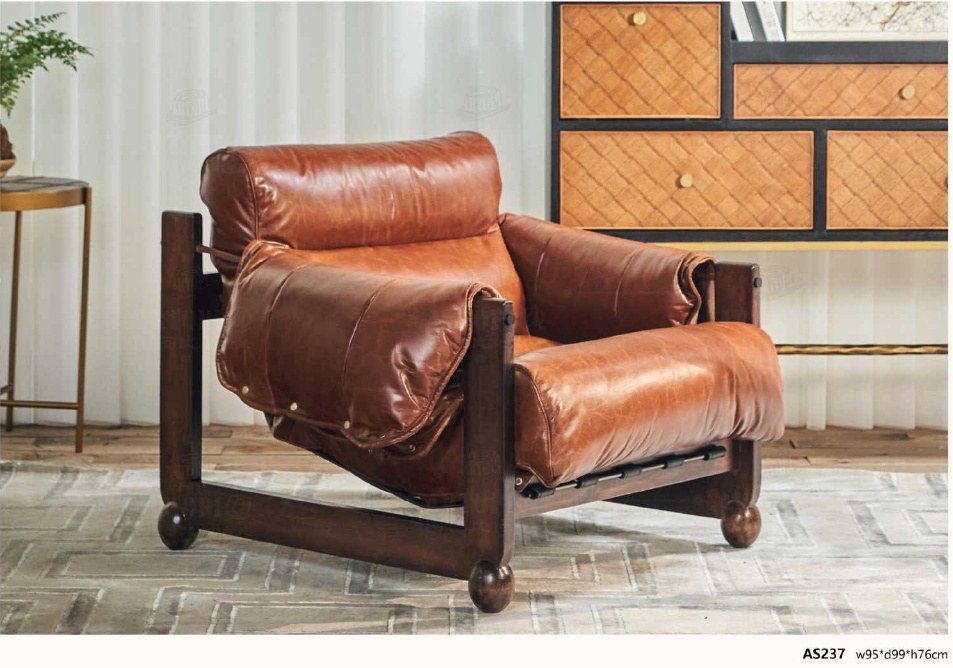 AS237 Classic Leather Club Sofa product image