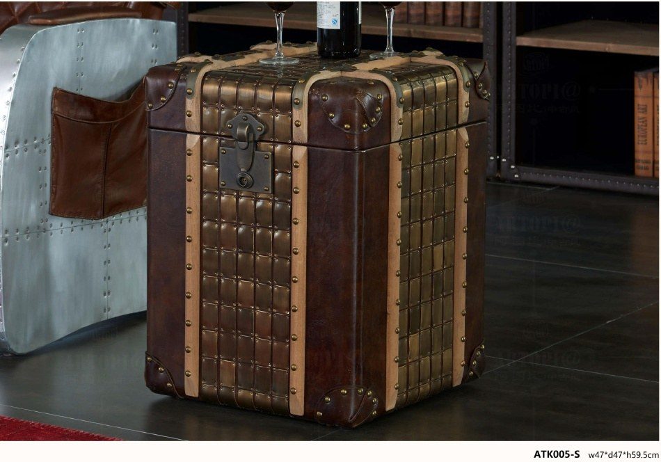 ATK005-S Vintage Campaign-Style Trunk product image