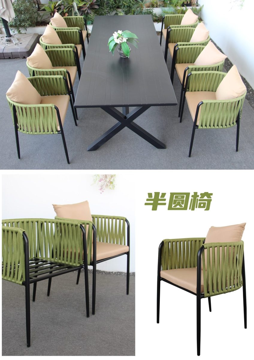 Outdoor Half-Moon Chair product image