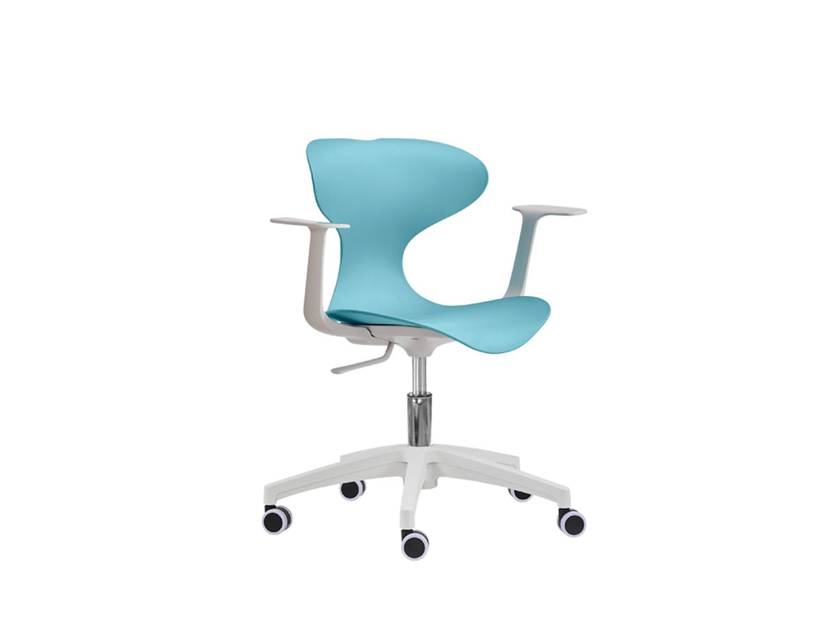 Plastic chair product image